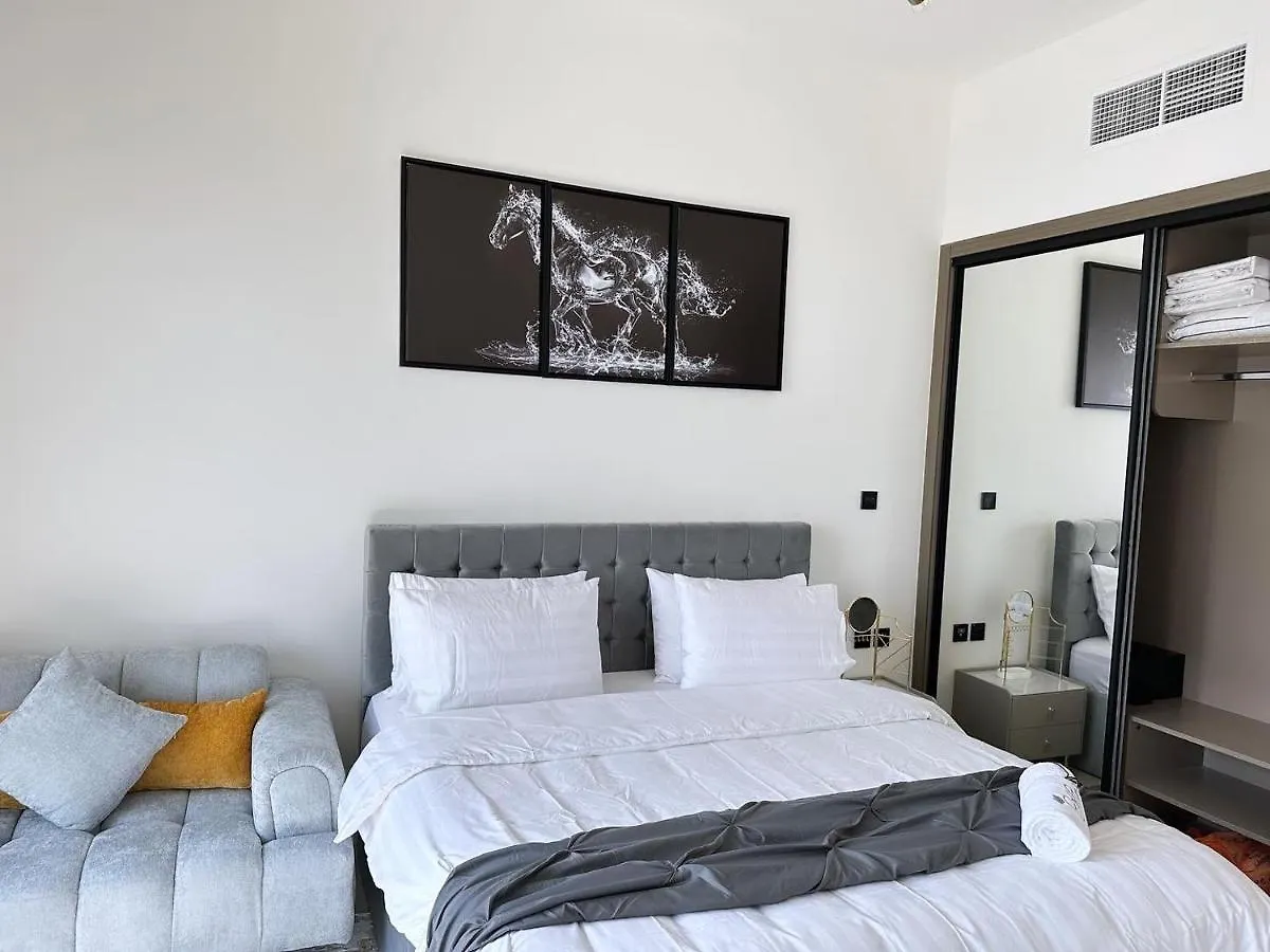 Apartment Binghatti Canal Suite , Smart Home New Brand,Kings Dubai United Arab Emirates